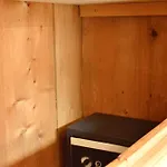 Agroturystyczne Papiernia Grill, Sauna & Jacuzzi 아파트 *