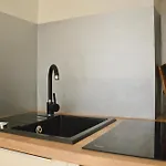 아파트 Agroturystyczne Papiernia Grill, Sauna & Jacuzzi Niedźwiedź