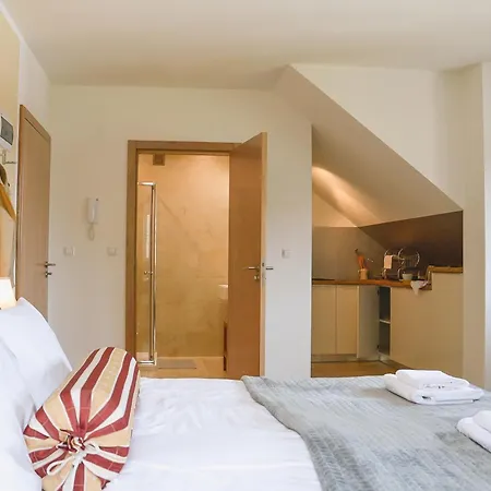 Agroturystyczne Papiernia Dla 2 Osob Gorce, Sauna I Jacuzzi Niedzwiedz (Limanowa)